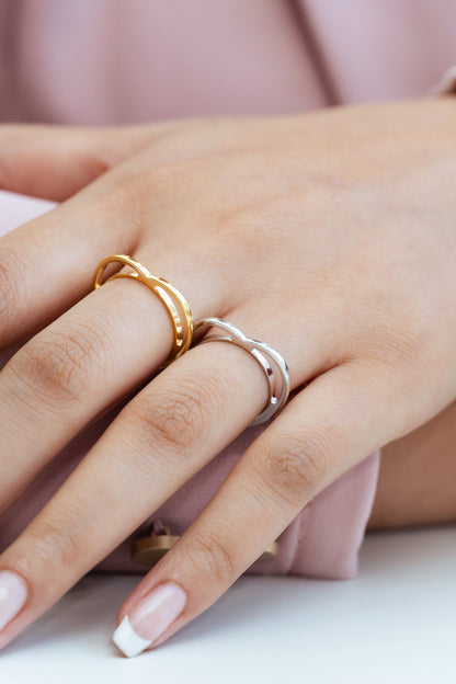 Heartfelt Statement Ring in White Gold