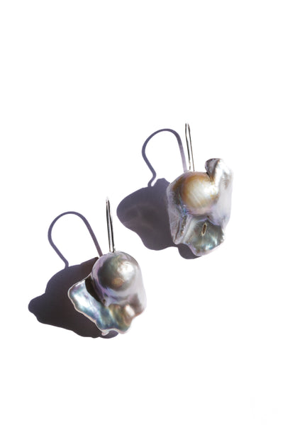 LEONARDO LUMINOUS BAROQUE PEARL EARRINGS