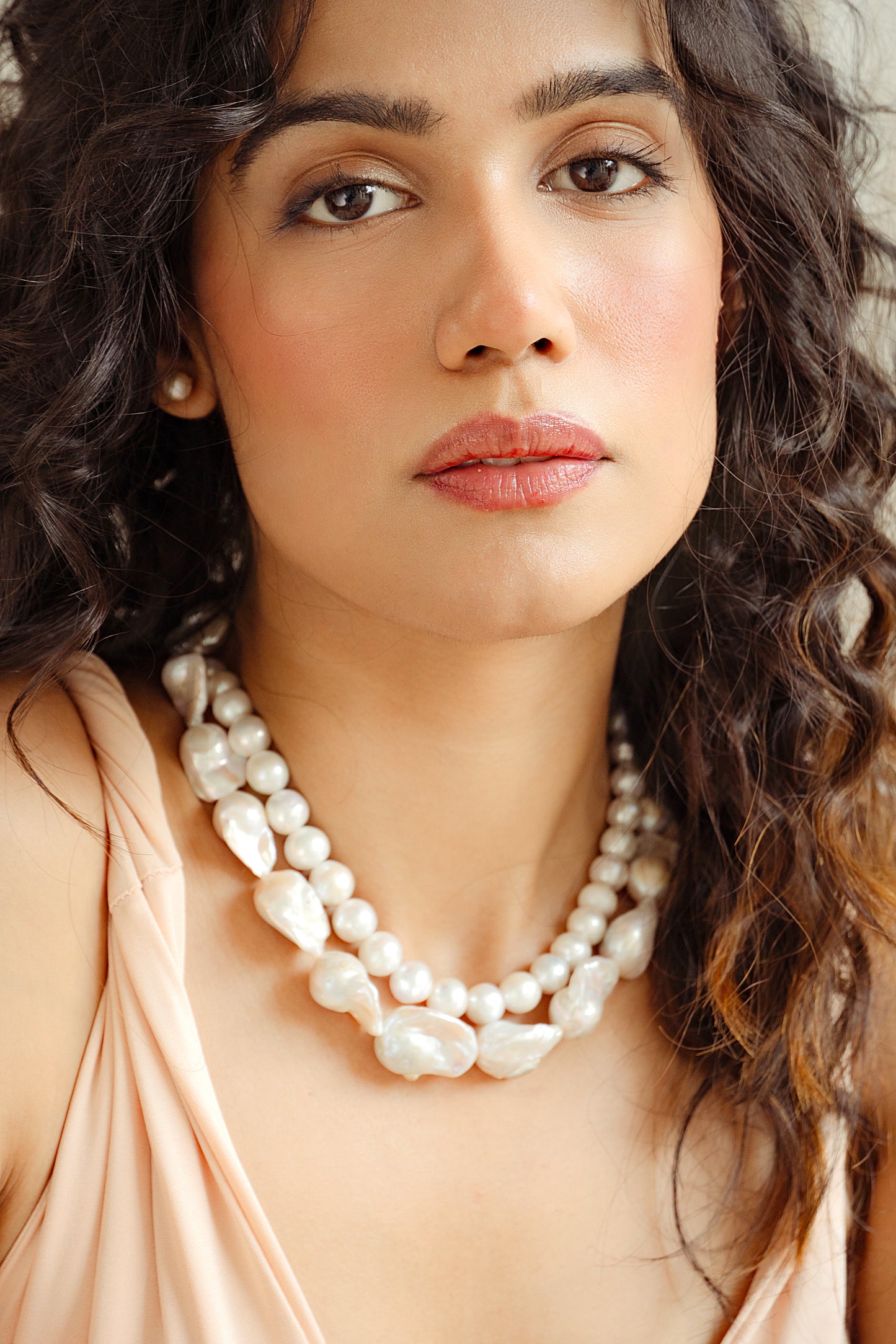 Medici Luster Baroque Pearl Necklace