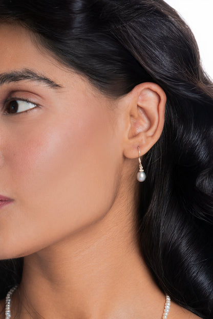 Raphael's Regal Grey Pearl Earrings