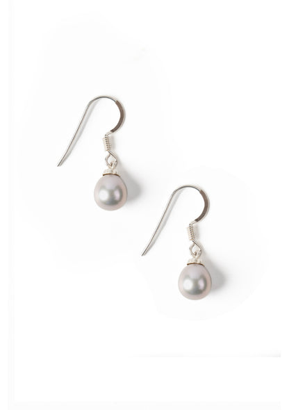 Raphael's Regal Grey Pearl Earrings